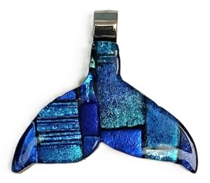 Whale tail ocean 1